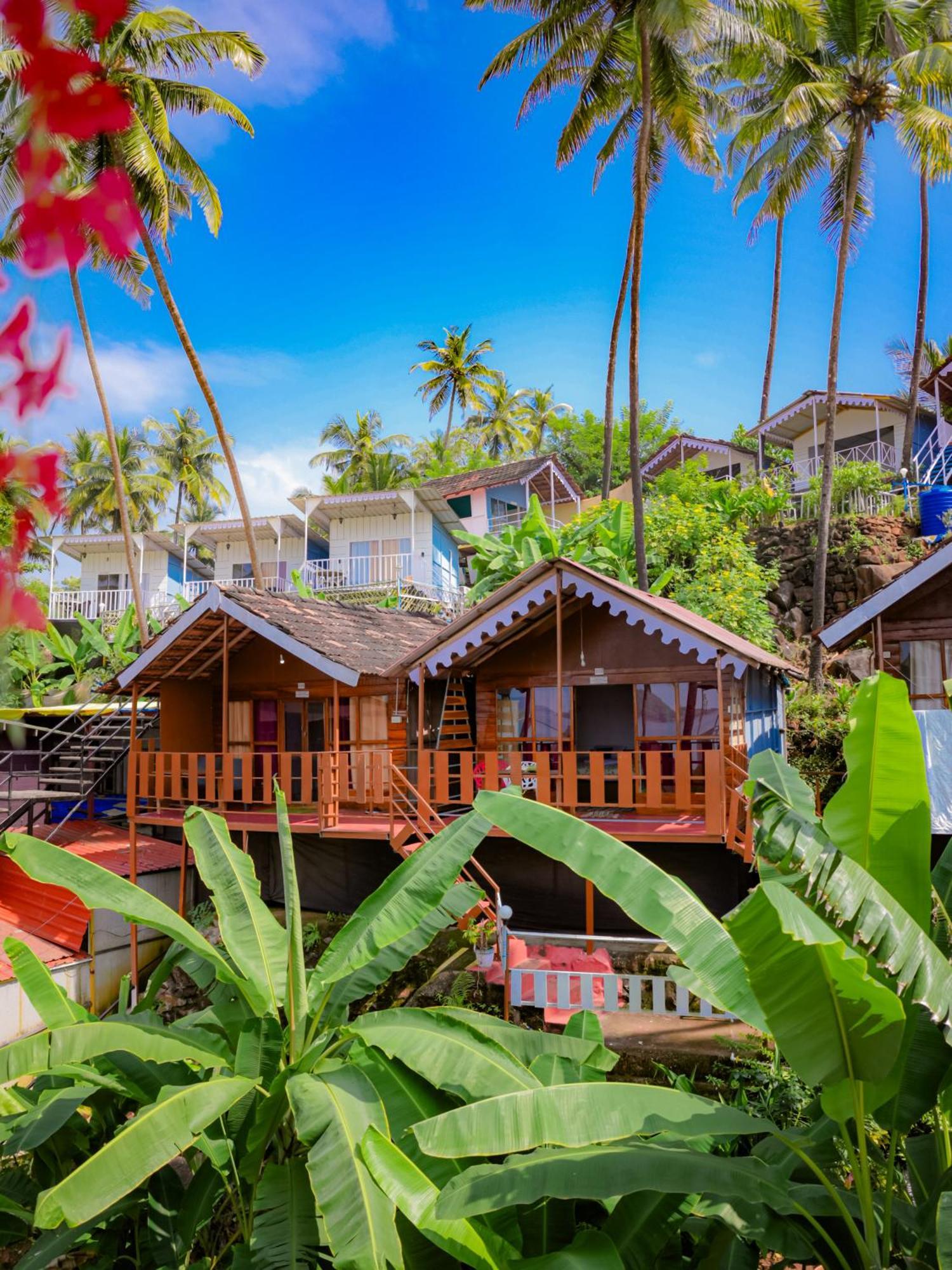 ホテル Hilltop Seaview Palolem Goa エクステリア 写真